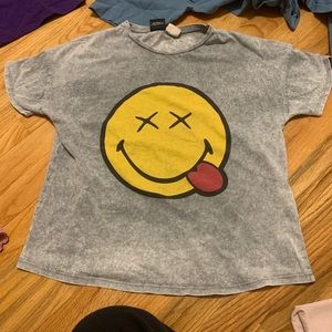 Smiley face graphic tee